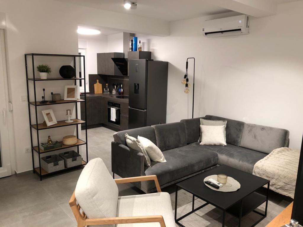 Spuzva Apartman Brodarica  Kültér fotó