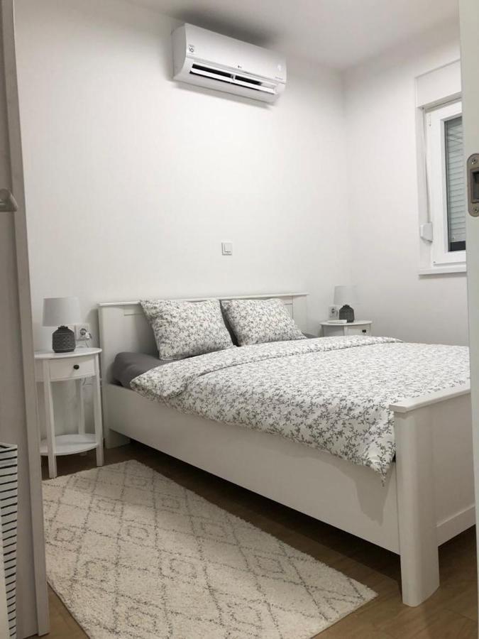Spuzva Apartman Brodarica  Kültér fotó